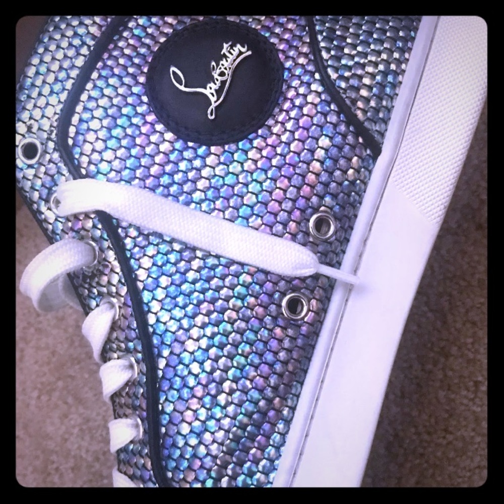 📦Christian Louboutin Sneakers 🛑SOLD🛑